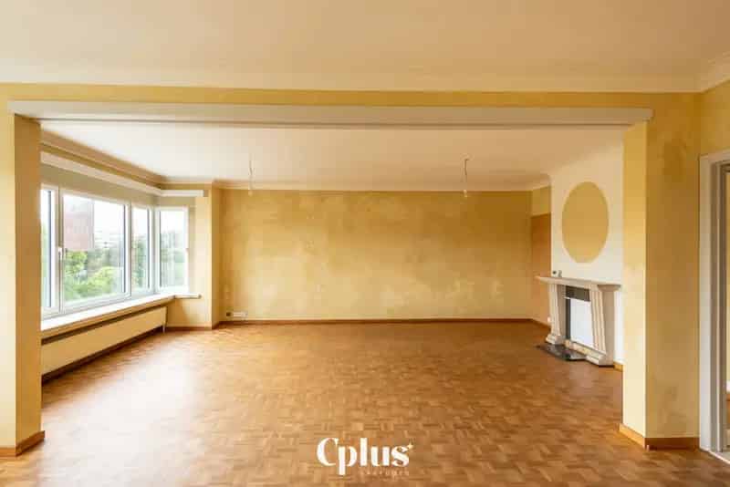 Ruim appartement te huur met 2 slaapkamers en zuidpark zicht