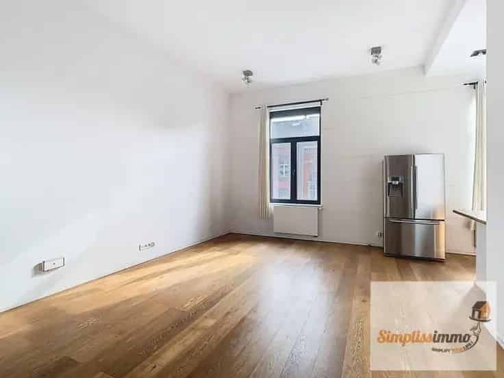 Duplex 2 slaapkamers Ukkel 95m²  Lage Lasten