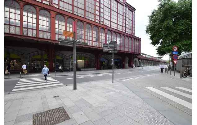 Huur 1 slaapkamer huis van 103 m² in Antwerp