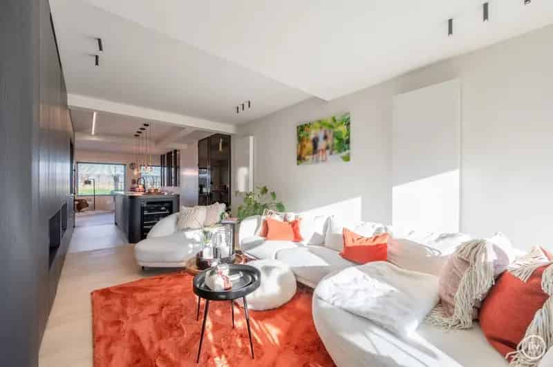 Huis te huur Knokke: Luxe villa met 3 slaapkamers en zwembad