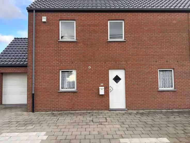 Huis Te Koop: 3 slaapkamers, garage, tuin, nabij SHAPE