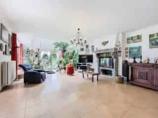 Triplex te koop Andenne 200m2 2 slaapkamers terras garage zonnepanelen