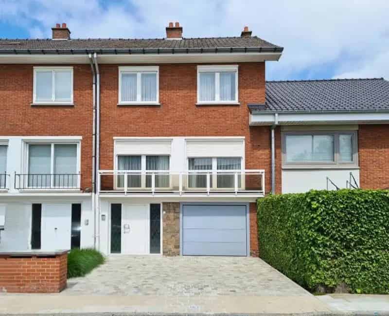 Bel-etage te huur Kortrijk 3 slaapkamers garage zonnepanelen