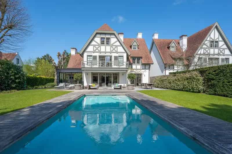 Prachtige Villa met Zwembad in het Zoute
