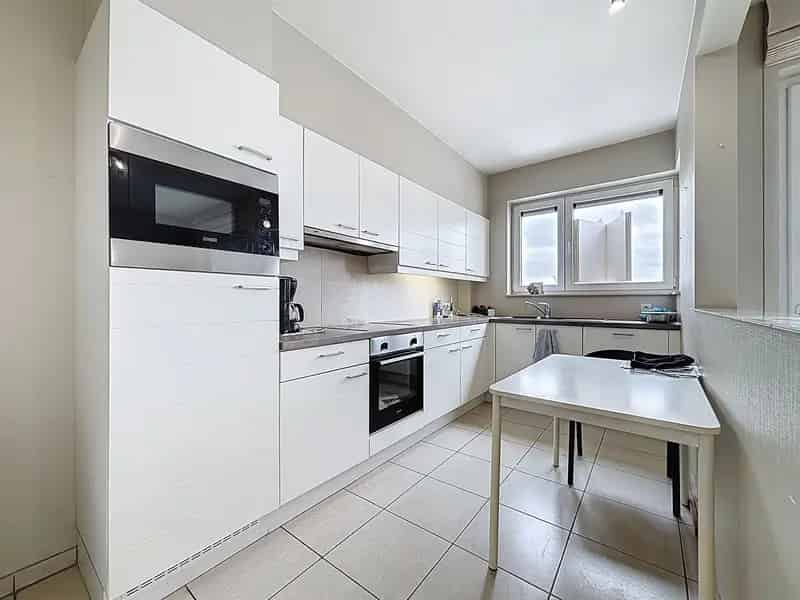 Appartement te koop met 2 terrassen en garage