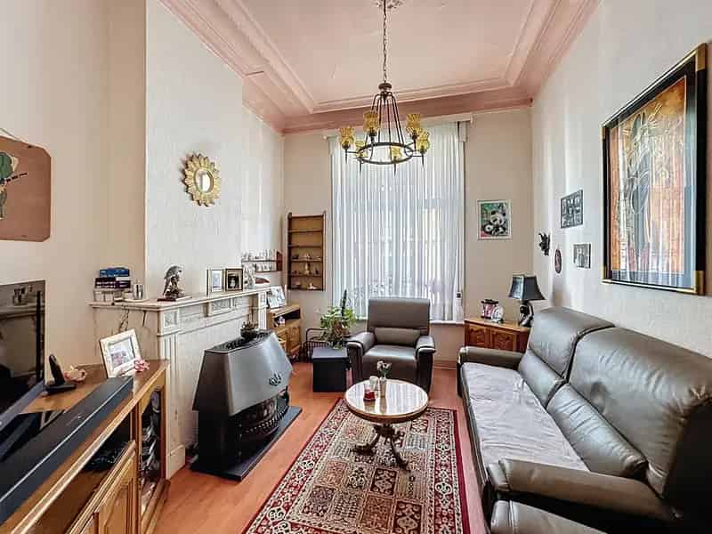 Herenhuis te koop Brussel Charme 4 Verdiepingen Terras