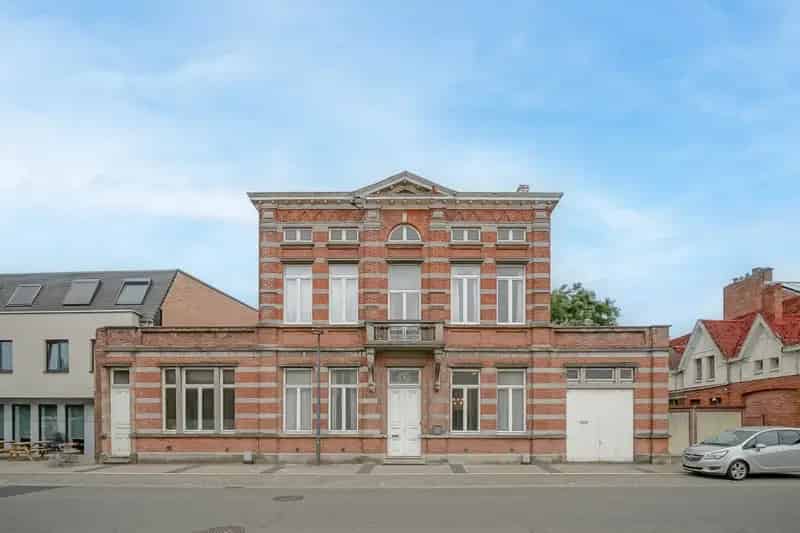Herenhuis te koop Oudenburg - Uniek pand met karakter