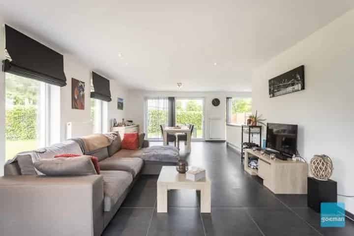 Huis te Koop Londerzeel - Recente BEN Woning in Rustige Wijk