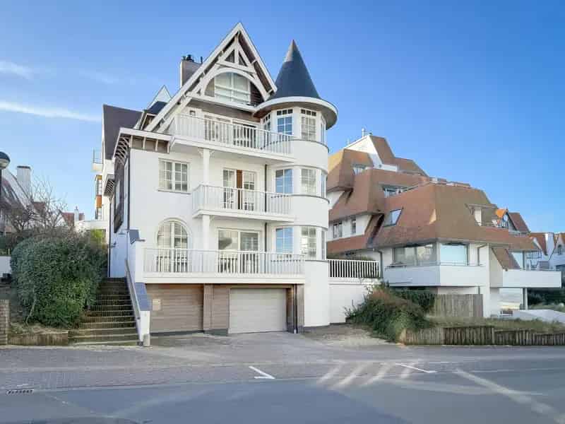 Unieke Villa Twee Zelfstandige Woonentiteiten
