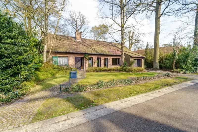 Vrijstaande Villa te Hofstade 3 slaapkamers 1000m² perceel