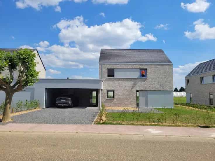 Huis Te Koop Met Dubbele Beglazing