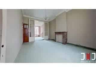 Triplex te renoveren Sint-Pieters-Woluwe 6 slaapkamers