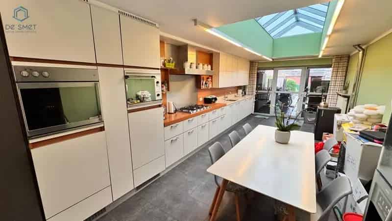 Huis te koop Geraardsbergen: moderne woning met handelspand
