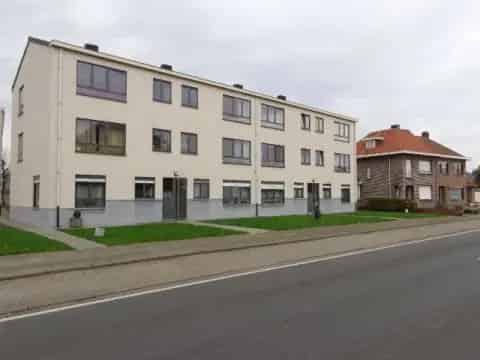 12 Appartementen Dorpstraat 1 Slaapkamer 3 Verdiepingen 1972