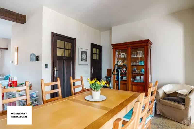 Huis te huur 4 slaapkamers tuin bijgebouw Mechelen