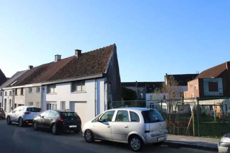 Te renoveren woning Ronse 104m² 2 slaapkamers