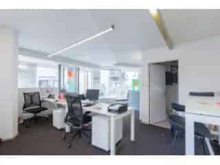 Kantoor te koop Zele - Handelspand Appartement Garage Tuin
