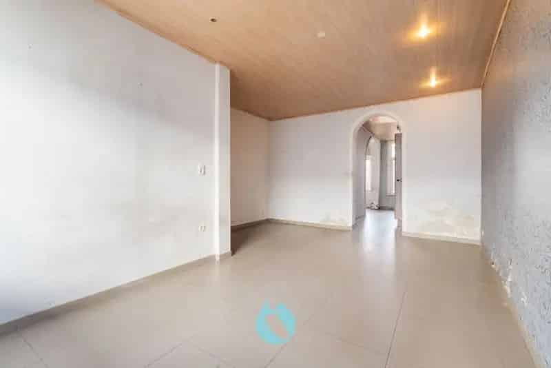Woning met terras nabij centrum Eeklo