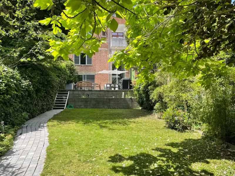 Duplex Appartement Laken 140m2 Garage Tuin Terras