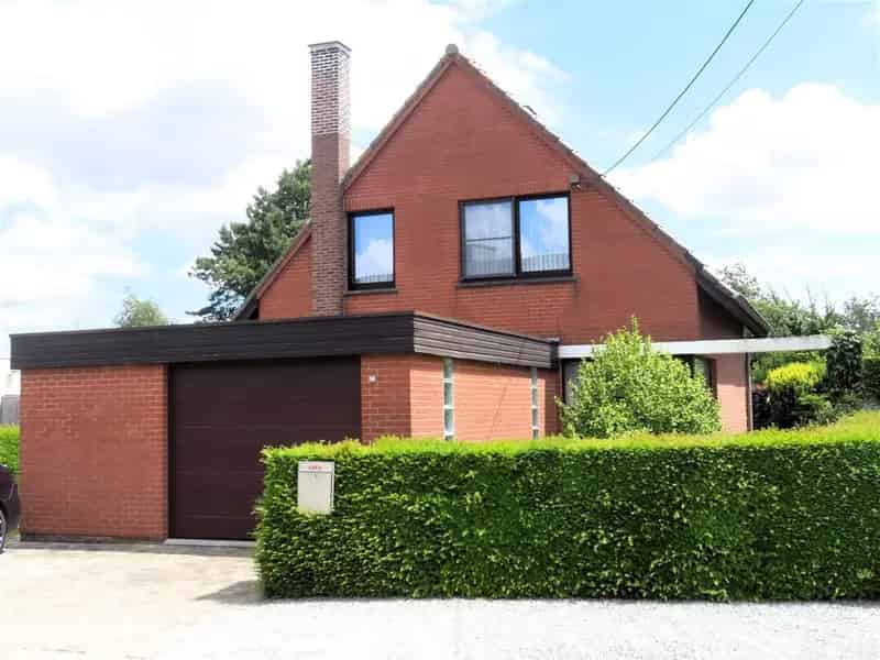 Open Bebouwing 150m² - Tuin - Boomgaard - Garage