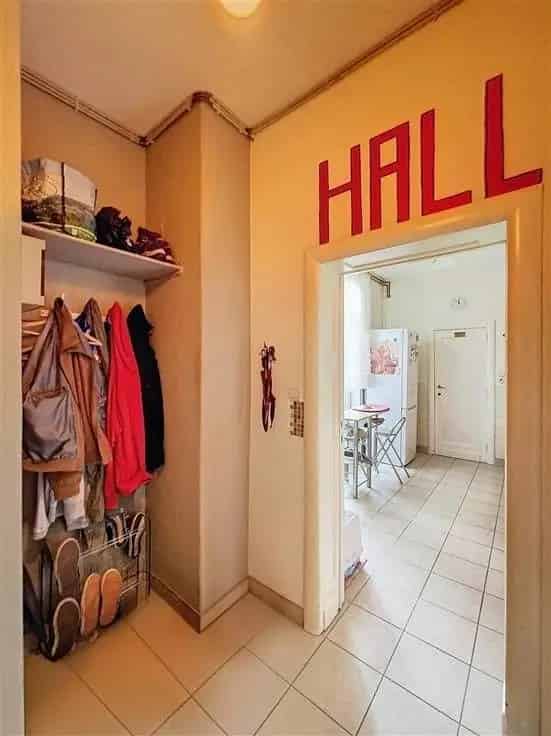 Appartement te Koop 2e Verdieping Lage Lasten