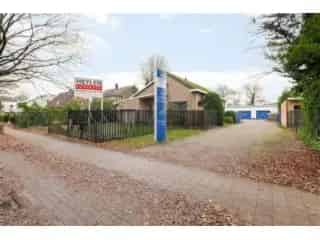 Huis te koop Brasschaat - Open bebouwing met magazijn