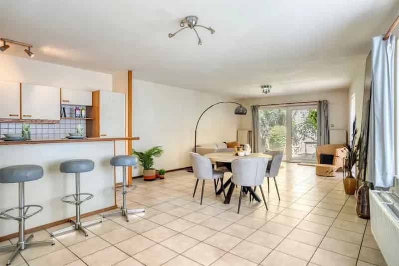 Stadswoning met Tuin en Garage