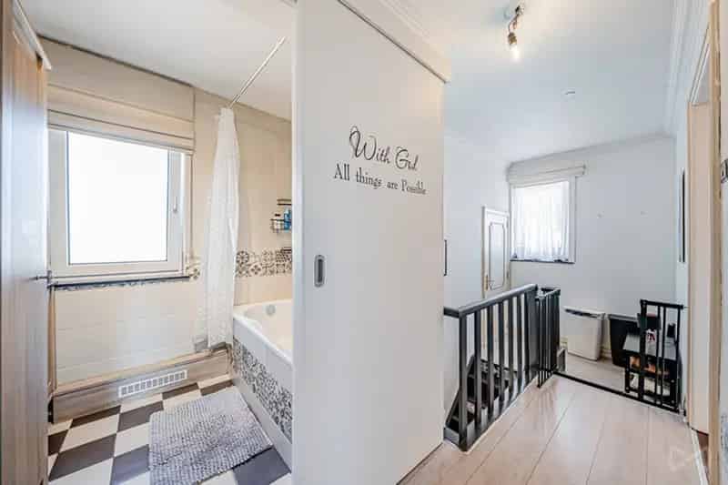 Huis te koop Gingelom - Charmante woning met grote tuin en garage