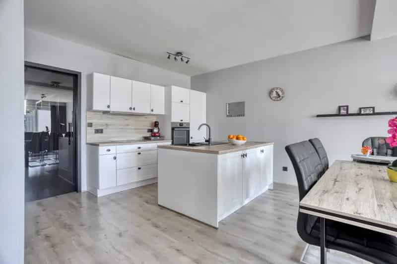 Appartement te koop Leopoldsburg 2 slaapkamers 2 garages