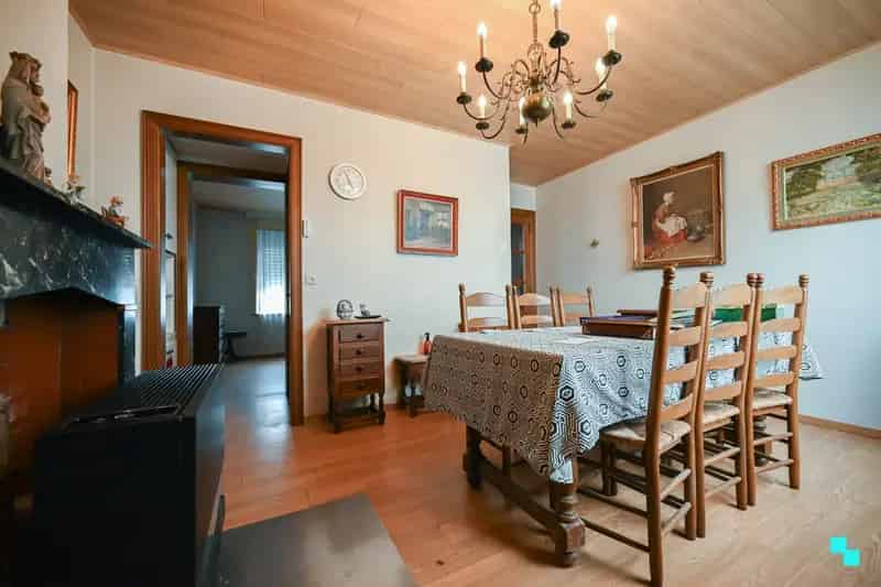 Te renoveren woning Izegem 4 slaapkamers Garage Bergruimte