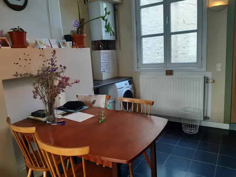 Authentiek Huis te Koop nabij Sint Baafs