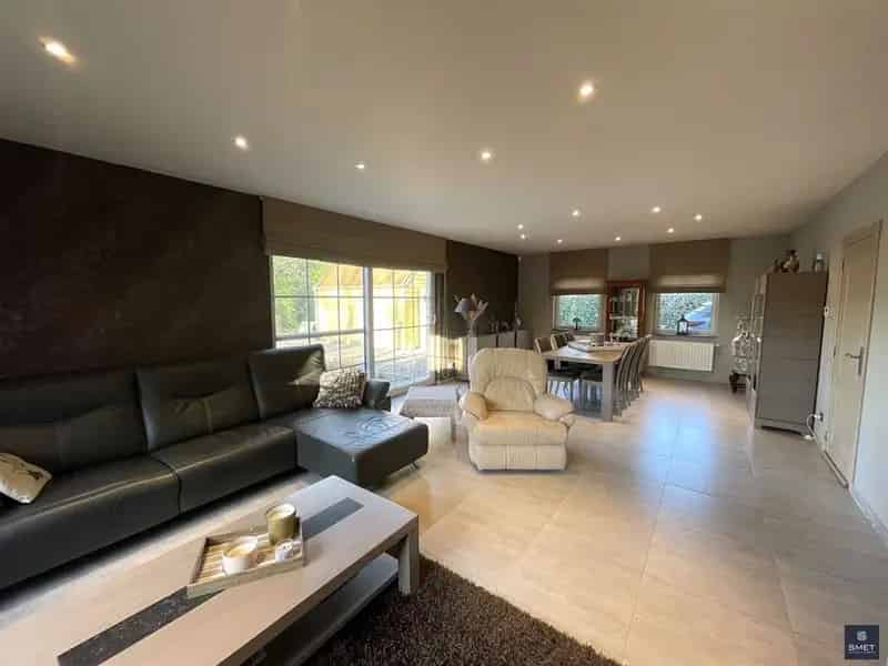 Villa te koop in Beveren-Waas