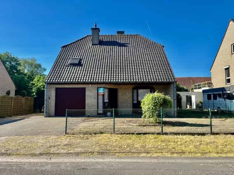 Huis te huur Ertvelde: Ruime villa met grote tuin