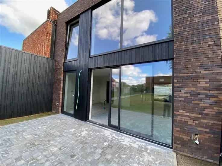 3 Semi-Casco Woningen Nabij Centrum Nijlen