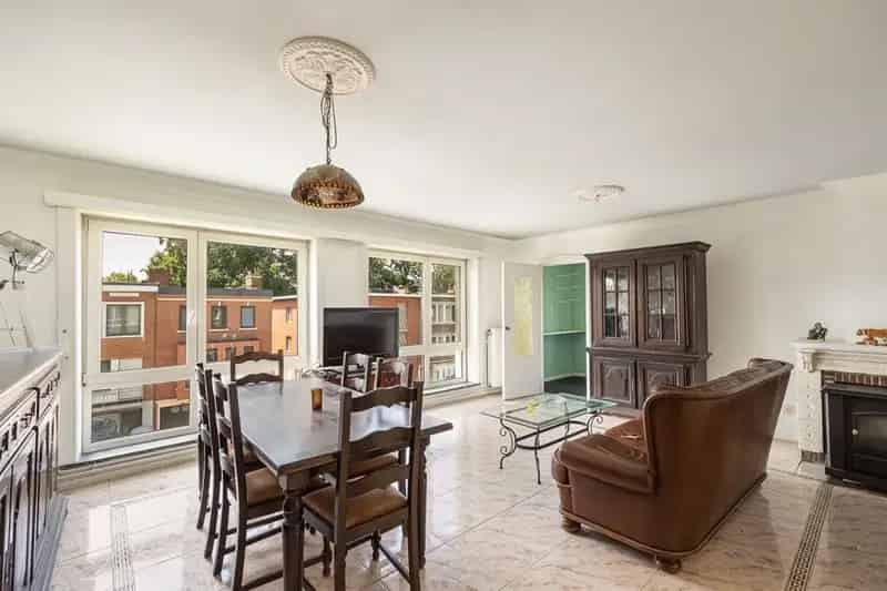 Appartement te koop Deurne 2 slaapkamers zonovergoten