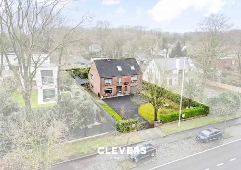 Karaktervolle, energiezuinig (label C) villa met tal van mogelijkheden op toplocatie nabij Brugge
