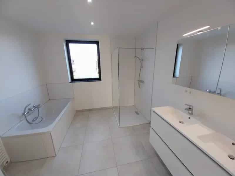 Volledig Aanbod Ruime en Comfortabele Woning