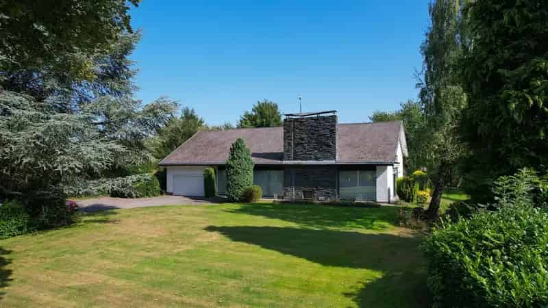 Huis te koop 331m2 3 slaapkamers grote tuin Gembloux