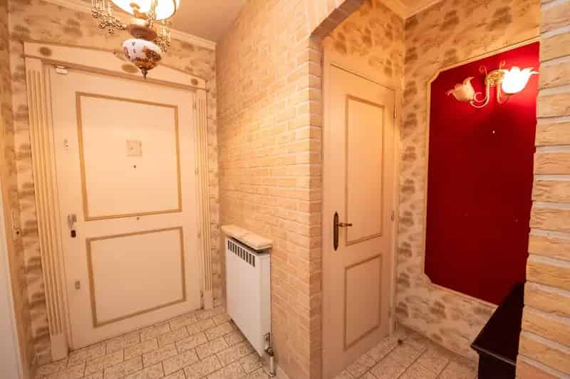 Halfopen woning 860m² Zuidgerichte tuin Sint-Eloois-Vijve
