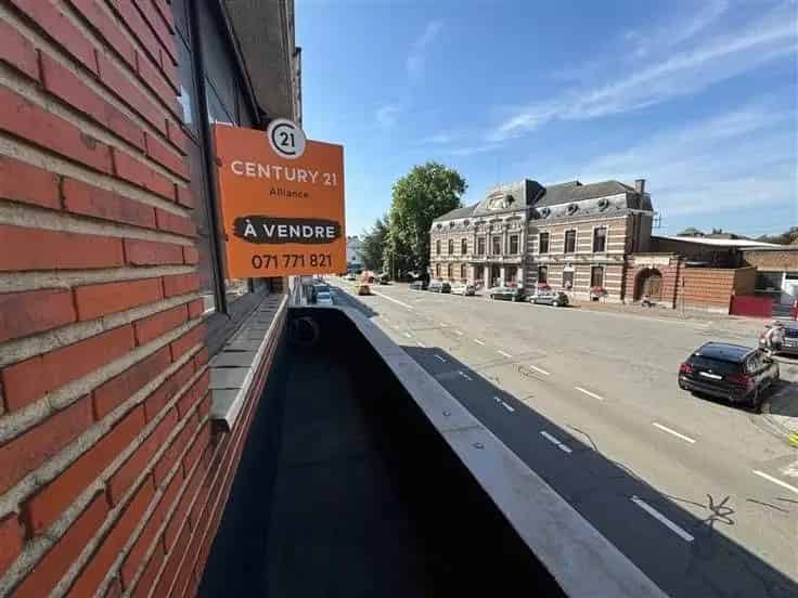 Huis Te Koop Sambreville 200m2 4 slaapkamers Garage