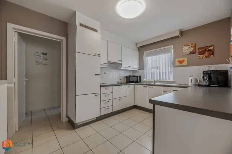 Ruim Appartement te Koop in Putte 124m2 2 Slaapkamers Terras Garage