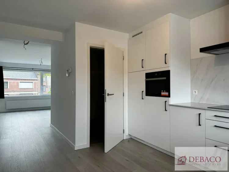 Appartement te Koop Koningshooikt 2 slaapkamers gerenoveerd
