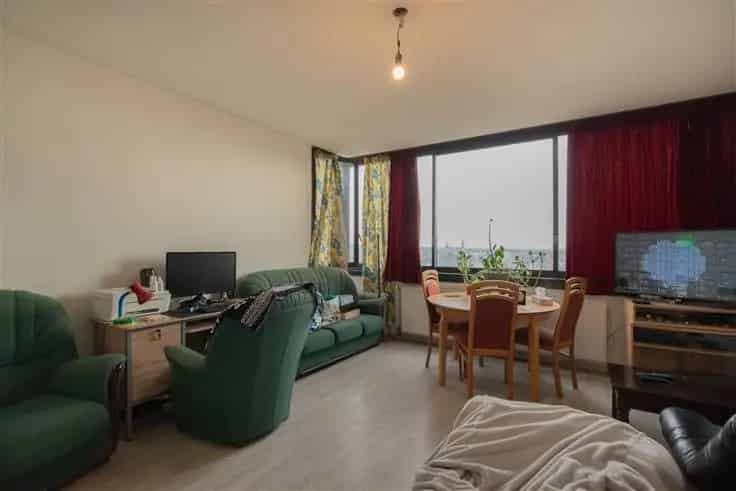 Appartement Te Koop 1 Slaapkamer Nabij Faciliteiten