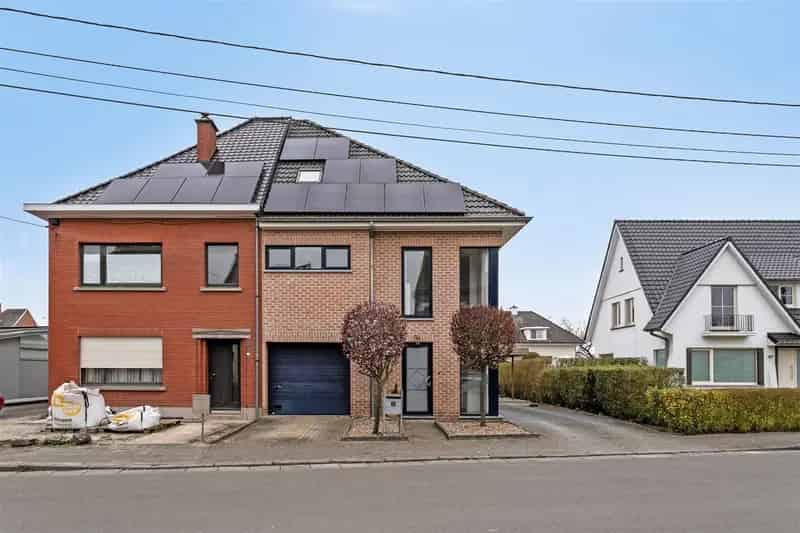 Halfopen Bebouwing 5 Slaapkamers