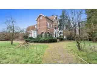 Villa te koop Linden - Unieke woning met charme en comfort