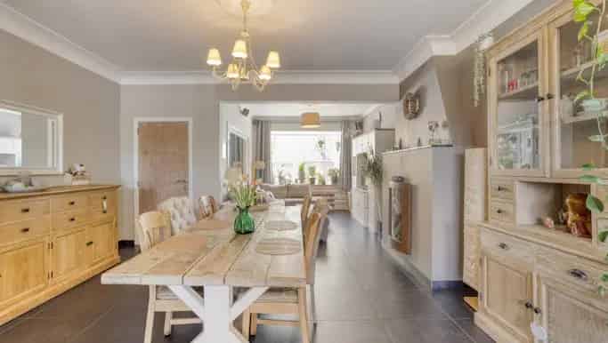Huis te koop Schoten 4 slaapkamers tuin garage