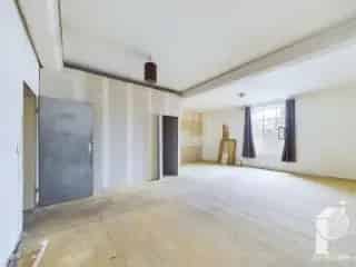 Loft te Koop Verviers 296m² - Ruime Open Zolderruimte