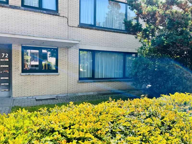 Gelijkvloers appartement 3 slaapkamers te koop