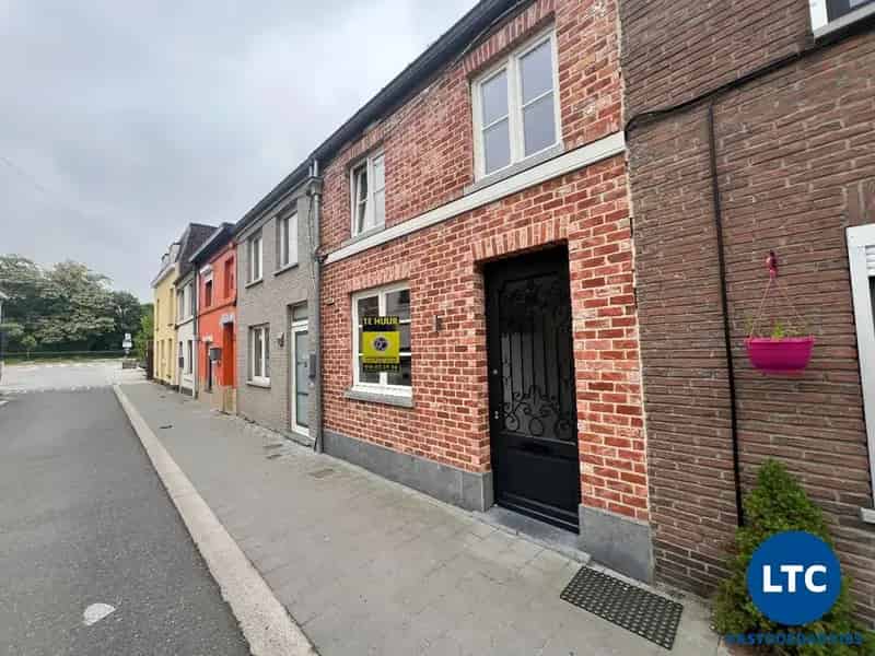 Te Huur: Moderne Rijwoning Tienen 1 Slaapkamer Ruim Terras