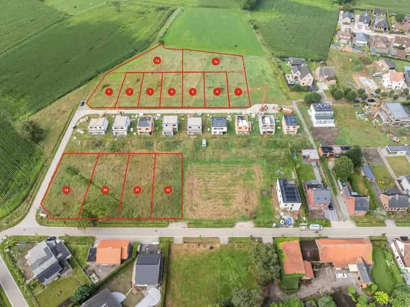 Bouwgrond 814m² Open Bebouwing 2643m² Achtergrond